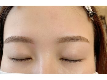 ダフネ(DAFNE)/眉メイクしやすい眉毛作り