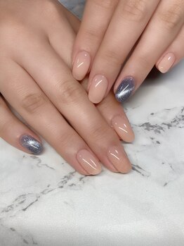 サフィールネイルサフィールネイル(Saphir nail)/スキンカラー×マグネットネイル