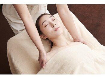 サレーヌ 甲子園店/背中・胸元ストレッチ☆着替不要