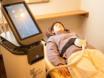 柏の葉オレンジ整体院の写真/【薄着になる季節到来！】中々取れないお腹周りの贅肉も当店にお任せ下さい◎詳しくはクーポンをチェック♪