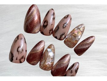 ネイルズ とんぷそん/マグレオパネイル♪