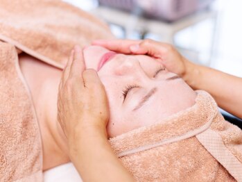 サロンコジカ(SALON KOJIKA)の写真/【さまざまな肌悩みの予防/改善に♪】お肌のプロによる本格ケアで素肌に自信！ノーファンでも夢じゃない☆