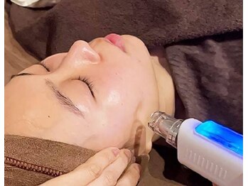 カノン(Kanon.)の写真/【ハリ/ツヤ/たるみ改善に◎】針を使わないジェットでエクソソーム美容液導入！理想のお肌に導きます★