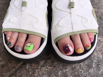 ア―ジュポシェフリル 天神西通り店(age poche Frill)/フットネイル