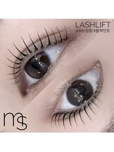 ミズリス(mizlis)/マスカラパーマ