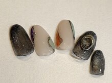 アミュレット(amulet)/マンスリーコレクション