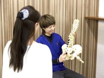 サロン ド ツリーズ(Salon de Trees)の写真/【蓄積された疲れや歪みをスッキリ解消☆】体の歪みからくるつらい箇所も根本改善！首・肩コリや腰痛にも◎