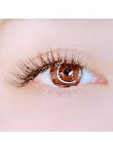 カシュ カシュ/派手すぎないデザイン