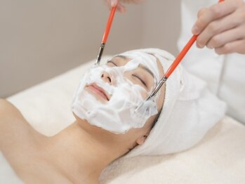 ピュアボディ(Pure Body)の写真/剥かないピーリングで水光肌♪【ララピール＋シミケア体験★￥6400】疲れ顔・くすみも一掃！若々しい印象へ