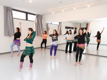 AXIS DANCE STUDIO《ダンス/ヨガ/ピラティス》/
