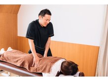 くまのみ整骨院 アリオ 鷲宮院/ 骨盤矯正/肩甲骨/猫背矯正