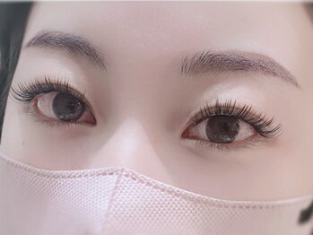 美アイズ リッチラッシュ(Rich Lash)の写真/ケラチンパーマ＆まつエク装着でナチュラルパッチリな瞳に♪マスカラが面倒な方、下がりまつ毛の方に◎