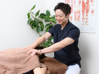 もみの木 蛍池整体院の写真/肩こり/首痛にお悩みの方、全身のお疲れが取れない方、スッキリ解消しませんか?