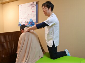 てさんば整体院 江戸川橋店の写真/【初めての方にもオススメ】リラックスできる貸切空間。院長が必ず担当し、丁寧なカウンセリングと極上施術