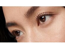 アイラッシュカンナ(Canna)の雰囲気（下向きまつ毛もまぶたに負けない立ち上げとカールでリフトアップ）