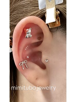 ダリア(Dahlia)/耳ツボデザイン