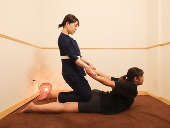 ワイズウェルネスラウンジ(Y's Wellness Lounge)/