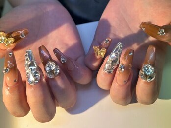 ナルナニ(nalu nani)の写真/【高技術/持ちの良さが自慢のサロン◎】爪のお悩みは長さ出しで解決！長さだしでスラっと憧れの指先へ♪