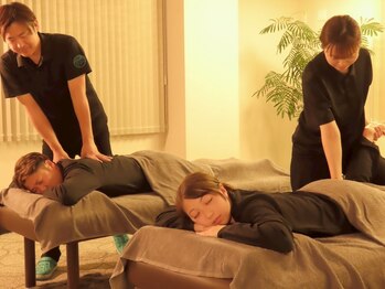リラックスレイク(Relax Lake)/ペアでマッサージ