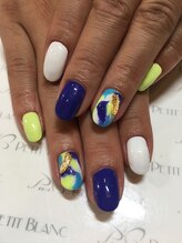 プチブラン(Petit Blanc)/ワンカラーネイル