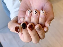 ネイルズ ララ(nails Lala)/アシメネイル。