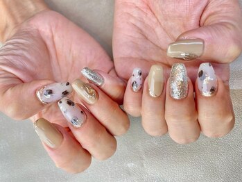 エヌ(N)/アートフリー