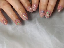 ペル(Per)/キラキラオーロラネイル