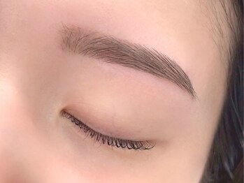 リファイン(Refine)/アイブロウワックスデザイン