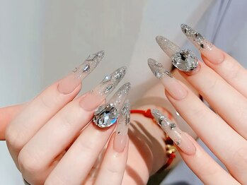 ルル 新宿店(Lulu’s)の写真/【《ハンド》120分持込ゴージャスデザイン¥9800】特別な日だからこそ指先をお洒落にしたいという方に…♪