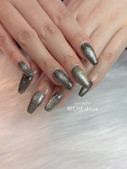 リッシュ ドゥ(RICHE deux)/ダークグリーンマグネット!