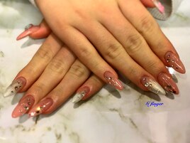 キラキラストーンネイル☆