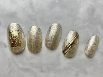 ネイルブレイク リリア(Nail Break lilia)/【初回オフ無料】ゴールドネイル
