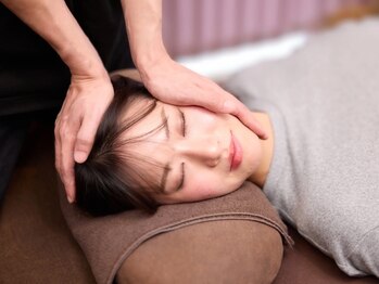 クイック美容整体 サロンエヌ(Quick 美容整体 salon N)の写真/「朝起きても顔がスッキリしない」「むくみやエラ張りが気になる」…そんなお悩みを抱えていませんか？