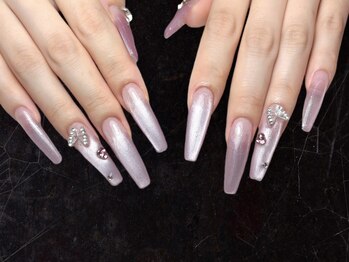 ルビーズネイルサロン(Ruby's nail salon)の写真/長さ出しでお手元全体を美しく★クリアベースネイルでワンランク上の指先に!ベース追加OK◎