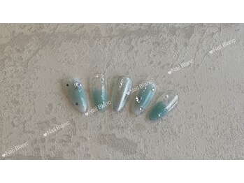 ネイルブラン(Nail Blanc)/