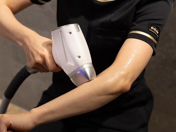 ランプ(lamp)/施術(セルフ脱毛/腕)