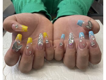 ネイルズフォーユー(Nails 4 U)/水色&黄色のフレンチネイル