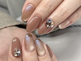 ビジューネイル