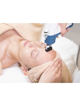 ホウレイ線・たるみ改善！予防ケア