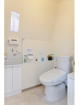 朝霞のちいさな整骨院/お手洗いのようす