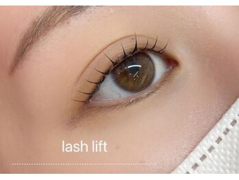 グランドール アンジョウ 安城(grandeur.anjo)/次世代まつ毛カール