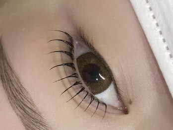 アイ ビューティー ルクール 見附店(EYE BEAUTY Le Coeur)/担当【吉田】