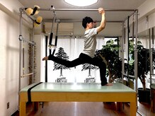 ライフ ピラティス スタジオ(LIFE Pilates Studio)/前足の強化と骨盤回旋