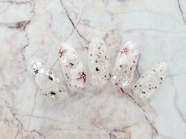 フラワーネイル￥7480