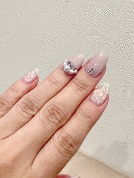 サロンドティアラ(salon de tiara)/ビジューネイル