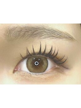 ナチュラル上品な目元にしたい