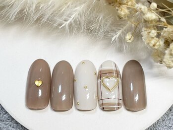 ネイルルームシャイン/