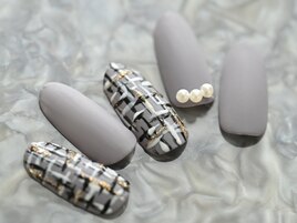 ツィードネイル