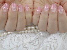 ハニービービー(Honey Bee Bee)/ピンクラメラインネイル