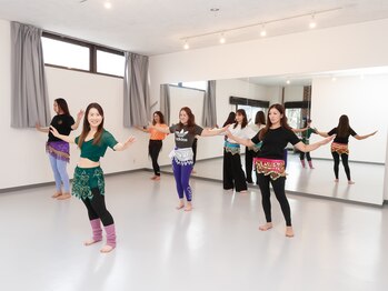 AXIS DANCE STUDIO《ダンス/ヨガ/ピラティス》/